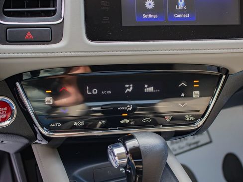 Used 2017 Honda HR-V EX image 28