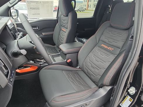 New 2025 Nissan Frontier PRO-4X w/ Interior Protection Package AWD/4WD image 10