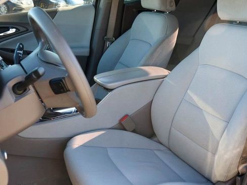 Used 2022 Chevrolet Malibu LT image 10