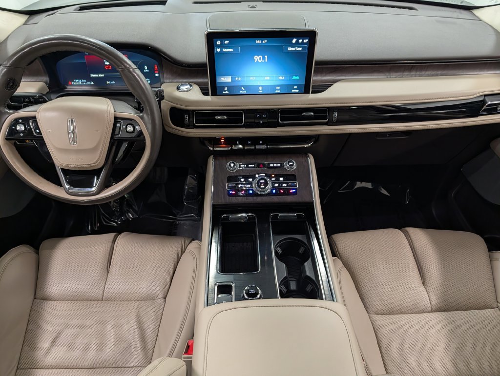 Used 2023 Lincoln Aviator Reserve w/ Equipment Group 201A AWD/4WD image 29