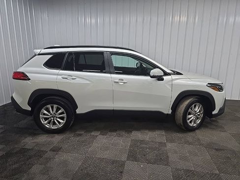 Used 2023 Toyota Corolla Cross LE w/ Moonroof Package AWD/4WD image 2