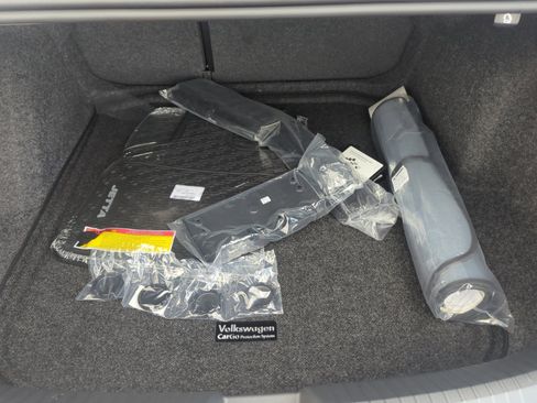 New 2025 Volkswagen Jetta SE image 31