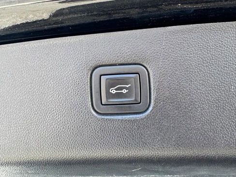 Used 2023 Chevrolet Blazer Premier w/ Driver Confidence II Package AWD/4WD image 11