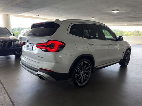 Certified 2024 BMW X3 sDrive30i w/ Premium Package RWD image 7