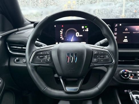 Used 2024 Buick Envista Preferred w/ Convenience I Package image 25