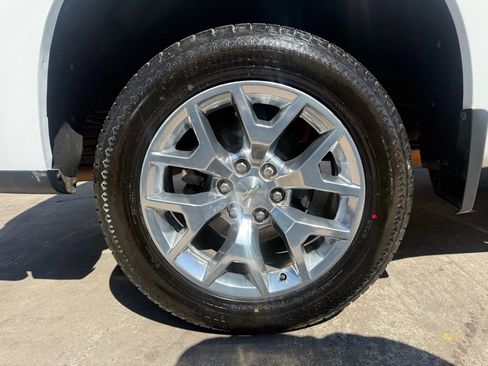 Used 2019 Chevrolet Silverado 1500 LT w/ All-Star Edition image 27