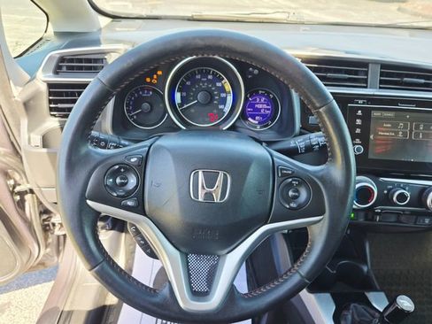 Used 2018 Honda Fit Sport image 12