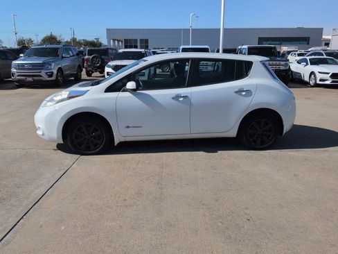 Used 2015 Nissan Leaf S w/ Charge Package image 8
