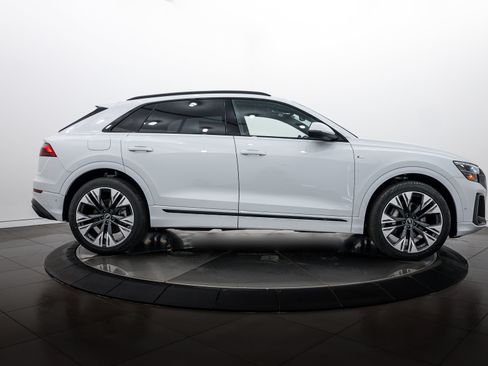 New 2026 Audi Q8 Premium Plus image 3