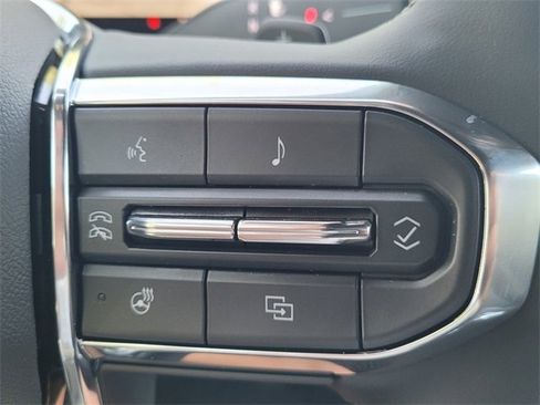 New 2025 GMC Acadia Elevation w/ Black Edition image 18