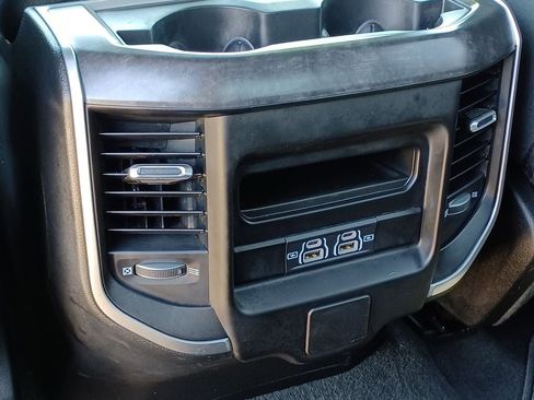 Used 2023 RAM 1500 Big Horn AWD/4WD image 32