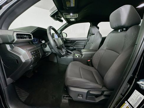 Used 2025 Toyota Tacoma SR5 image 13