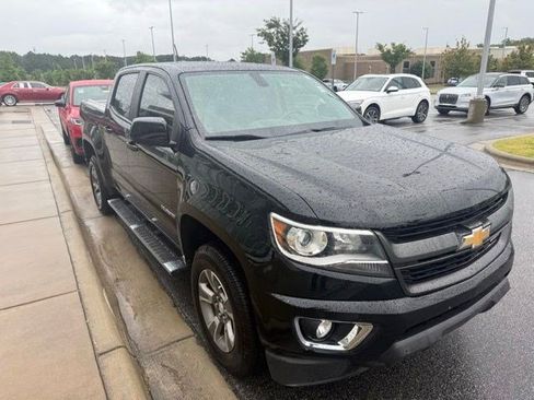 Used 2019 Chevrolet Colorado Z71 AWD/4WD image 4