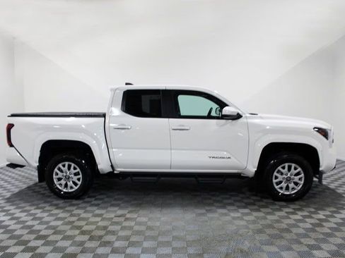 Certified 2024 Toyota Tacoma SR5 image 6