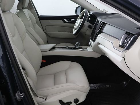 Used 2023 Volvo XC60 B5 Plus w/ Climate Package image 17