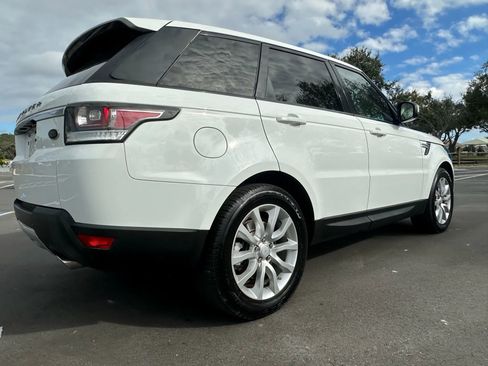 Used 2015 Land Rover Range Rover Sport HSE image 8
