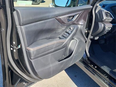 Used 2023 Subaru Crosstrek 2.5i Limited image 11