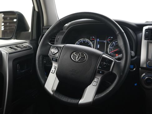 Used 2023 Toyota 4Runner Limited AWD/4WD image 14