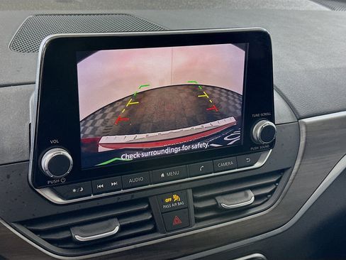 Used 2023 Nissan Altima 2.5 SV image 21