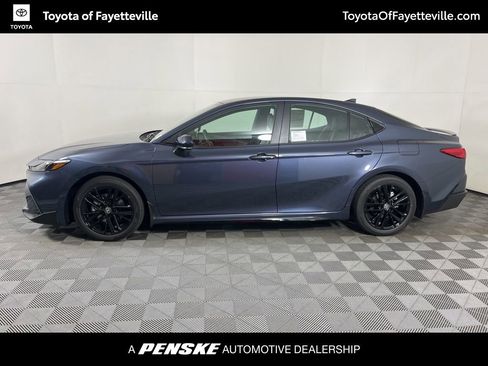 New 2026 Toyota Camry SE FWD image 2