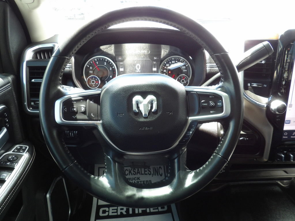 Used 2023 RAM 2500 Laramie AWD/4WD image 18