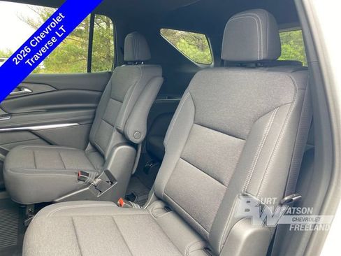 New 2026 Chevrolet Traverse LT w/ Sun and Wheel Package AWD/4WD image 18