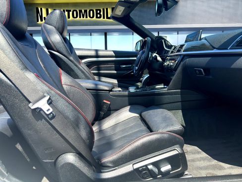 Used 2018 BMW 430i Convertible w/ Premium Package image 18