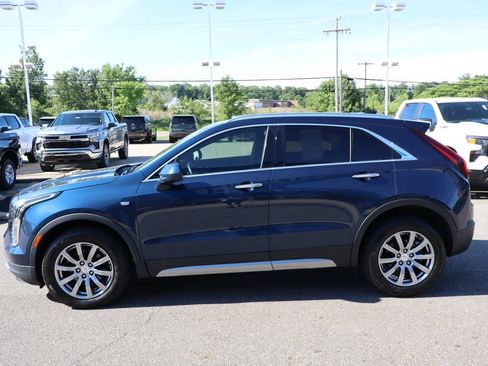 Used 2019 Cadillac XT4 Premium Luxury w/ Cold Weather Package AWD/4WD image 28