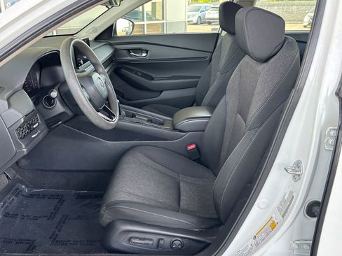 Used 2024 Honda Accord EX image 21
