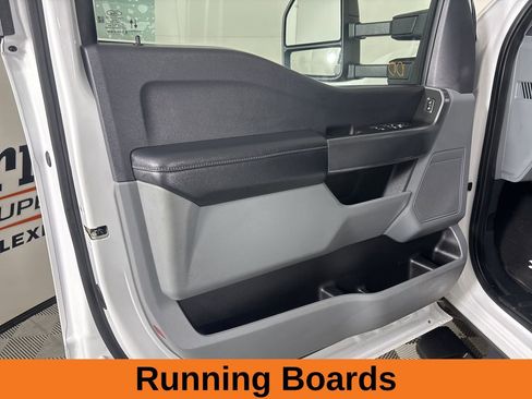Used 2024 Ford F350 XLT image 10