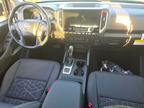 New 2026 Nissan Frontier SV w/ Tow Package image 16