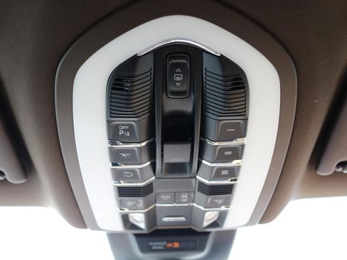 Used 2017 Porsche Macan S AWD/4WD image 50