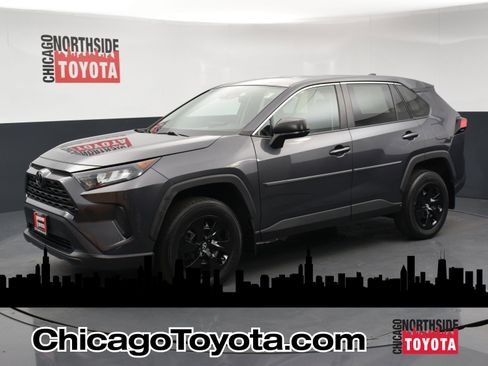 Used 2022 Toyota RAV4 LE AWD/4WD image 1