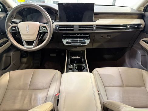 Used 2024 Lincoln Corsair Reserve image 23