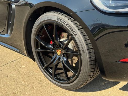 Certified 2024 Porsche 718 Cayman S RWD image 19