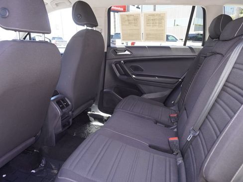 Used 2022 Volkswagen Tiguan S AWD/4WD image 10