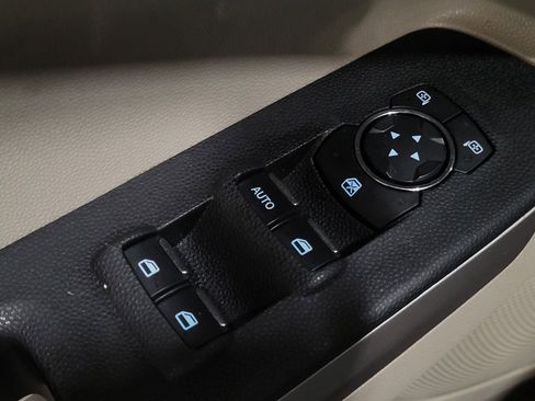 Used 2019 Ford EcoSport S image 27