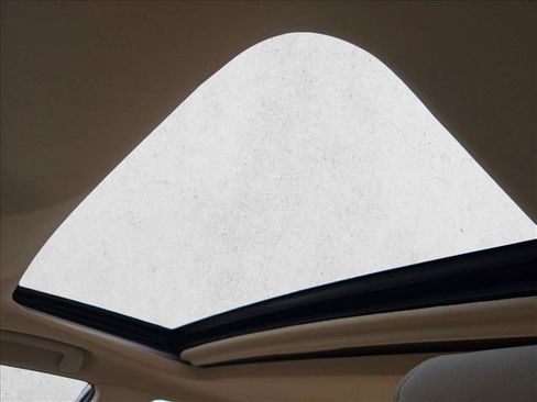 Used 2018 Toyota Avalon Touring w/ All Weather Liner Package FWD image 13