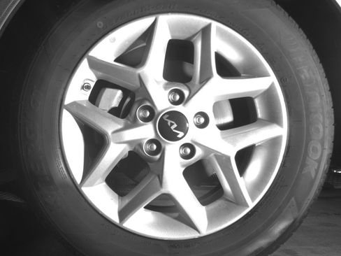 Used 2025 Kia Soul LX w/ LX Technology Package image 12