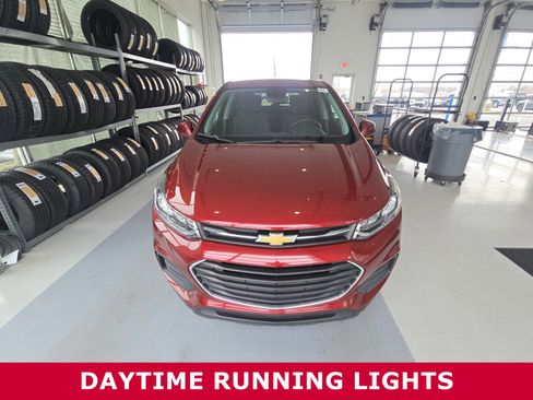 Used 2021 Chevrolet Trax LS w/ Tint and Cruise Package image 3