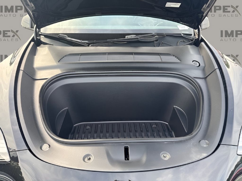 Used 2022 Tesla Model Y Performance AWD/4WD image 27