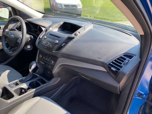 Used 2017 Ford Escape S FWD image 25