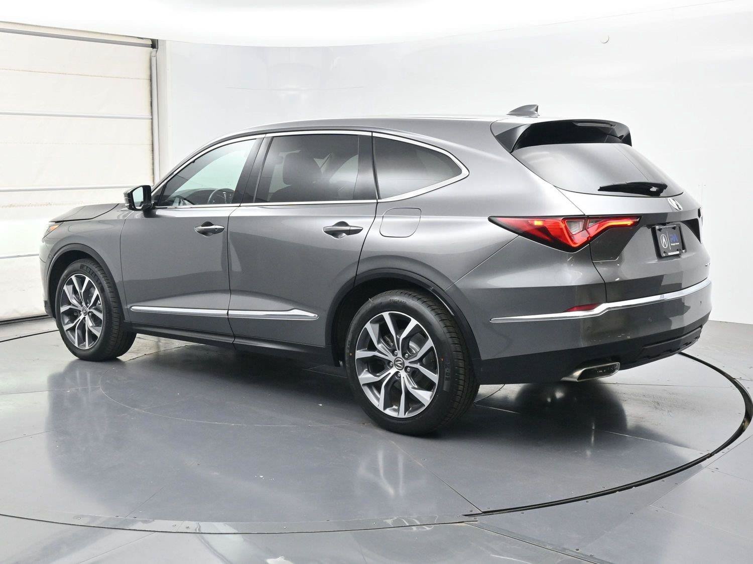 Certified 2023 Acura MDX w/ Technology Package AWD/4WD image 25
