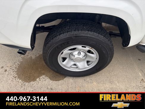 Used 2023 Toyota Tacoma TRD Sport image 48