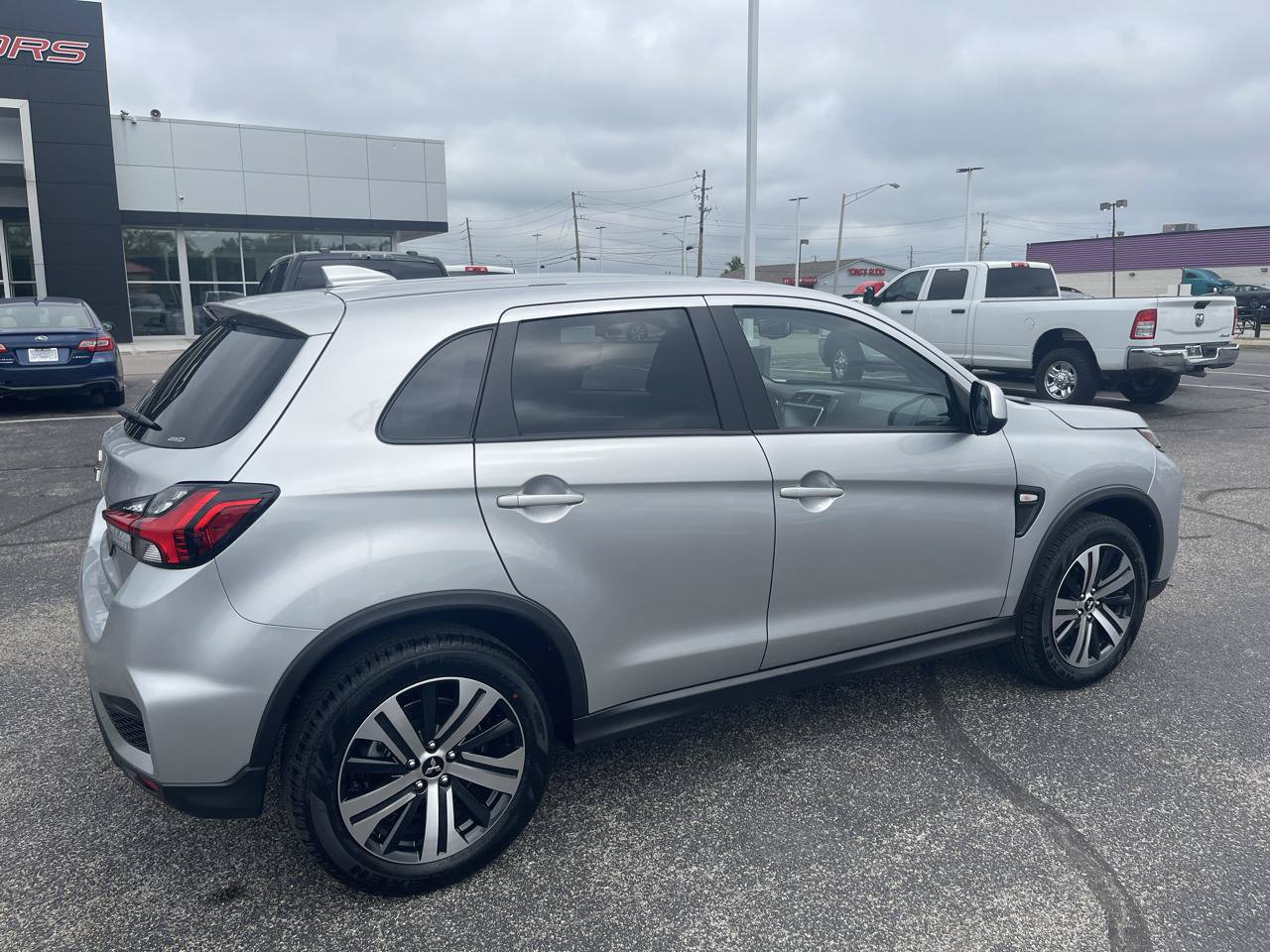 Used 2026 Mitsubishi Outlander Sport AWD image 8