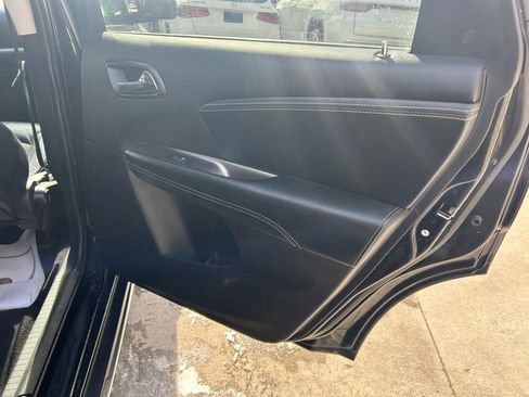 Used 2018 Dodge Journey Crossroad image 15