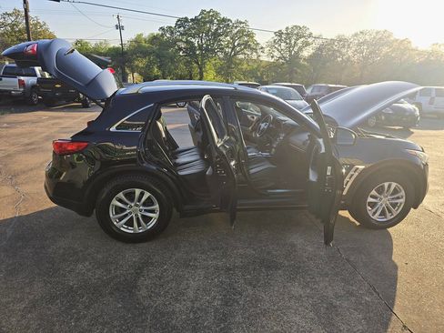 Used 2015 INFINITI QX70 AWD w/ Premium Package image 53