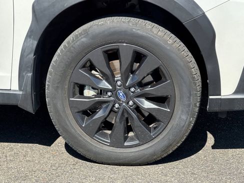 Certified 2024 Subaru Outback Onyx Edition AWD/4WD image 30