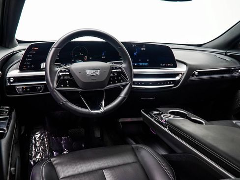 Used 2024 Cadillac Lyriq Sport RWD image 16