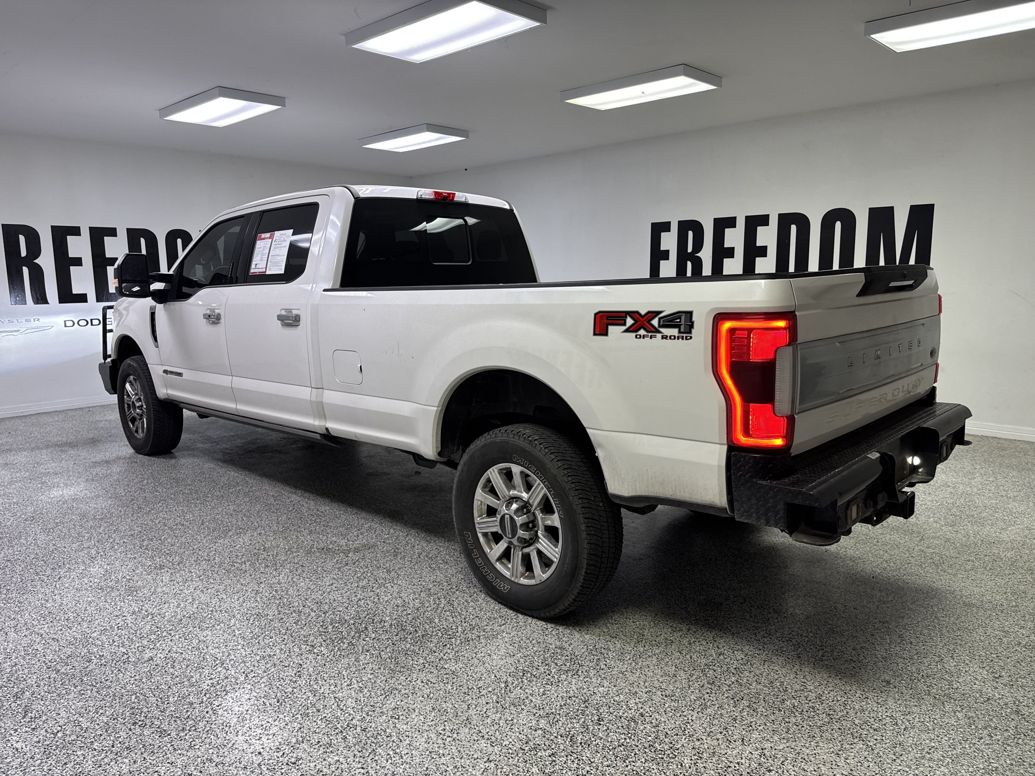 Used 2018 Ford F350 Limited w/ FX4 Off-Road Package AWD/4WD image 6